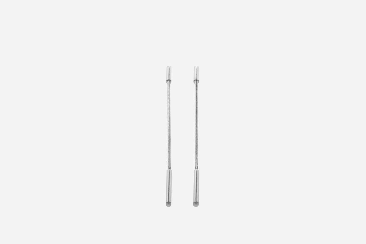 Charlottenburg, pendientes largos en tono plateado
