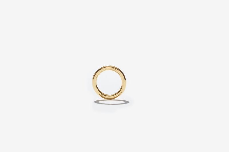 Schöneberg, anillo en tono dorado