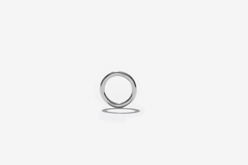 Schöneberg, anillo en tono plateado